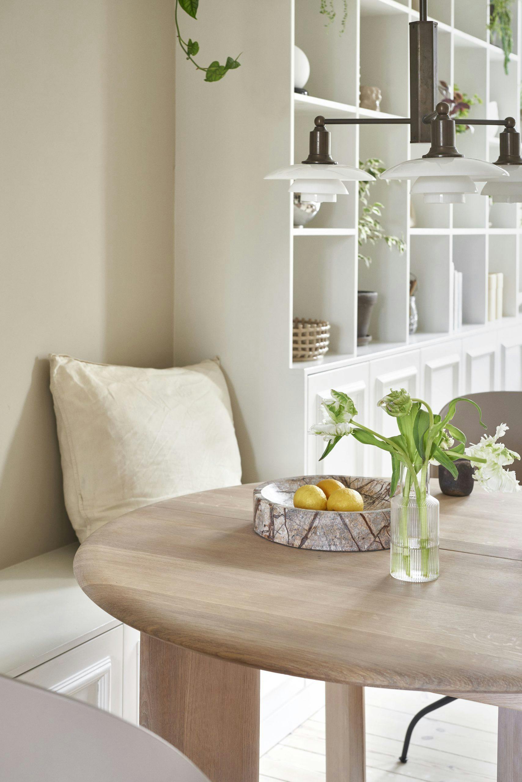 CECILIEGRANN240202 koselig krok i spisestue